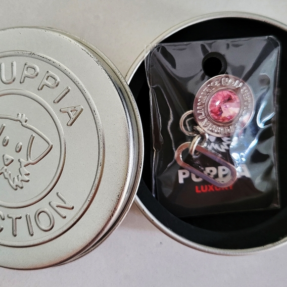 Puppia Crystal Pet Pendant - Picture 3 of 4